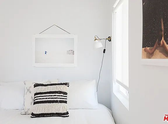 3rd image of 2708 Bellevue Ave