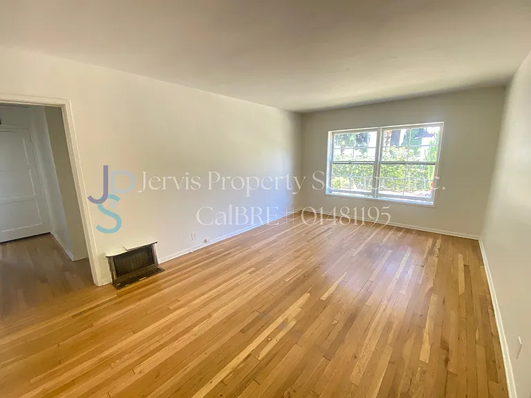 514 1/2 E Wellington Ave #514-B — Photo 6