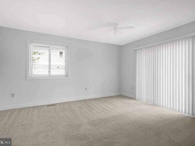 2031 Hillside Dr — Photo 67