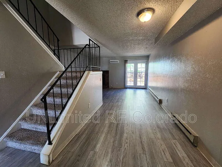 301 Zeta St #2 — Photo 8