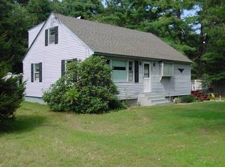 144 New Chester Rd, Hill, NH 03243