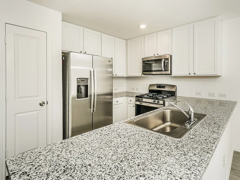 14612 Greenfield Ml — Photo 9