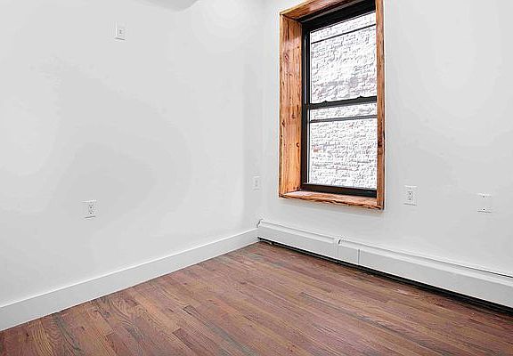 3rd image of 346 E 105th St #4F