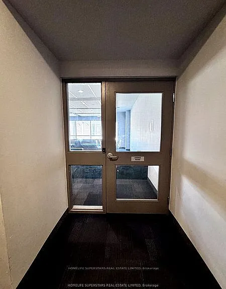 318 Spruce St #406 — Photo 22