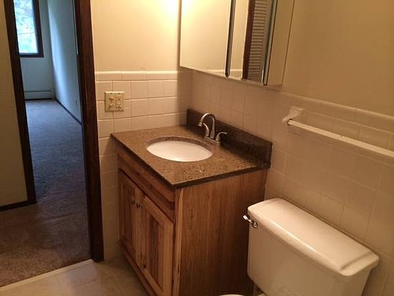 5th image of 1905 Wilson Ave APT 105