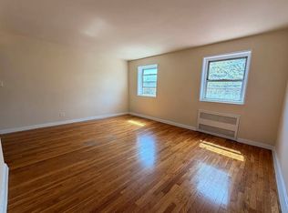 147-11 34th Ave #2EX, Flushing, NY 11354