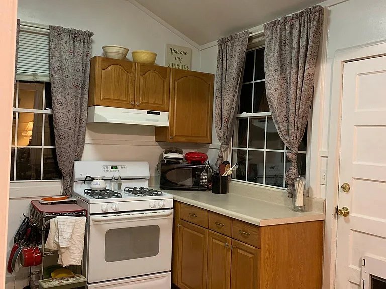 197 Lake Dr — Photo 11