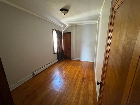 4th image of 7340 S Claremont Ave