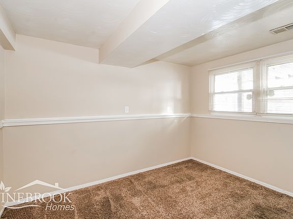 4th image of 2225 Bernie Dr