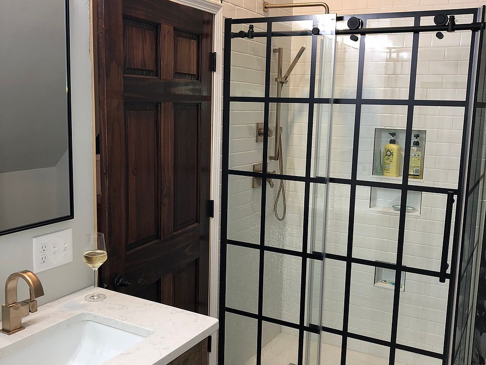 3rd Floor Bathroom