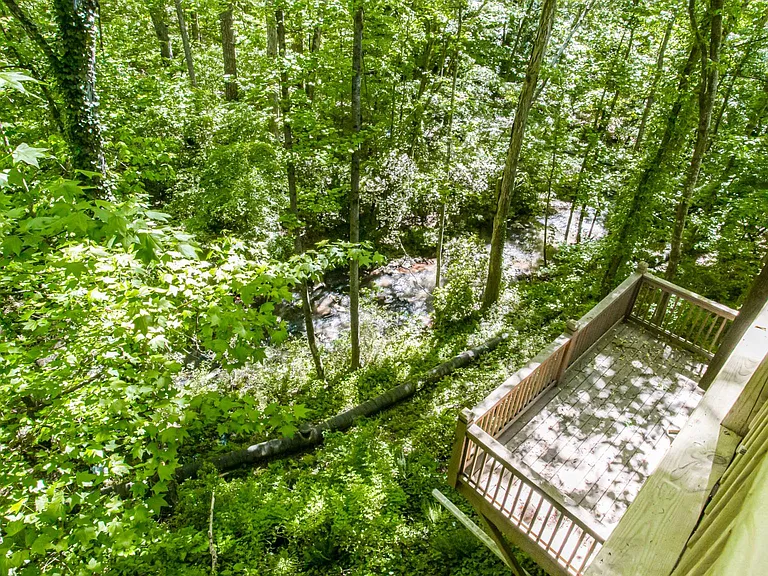 5198 Laurel Bridge Dr SE — Photo 33