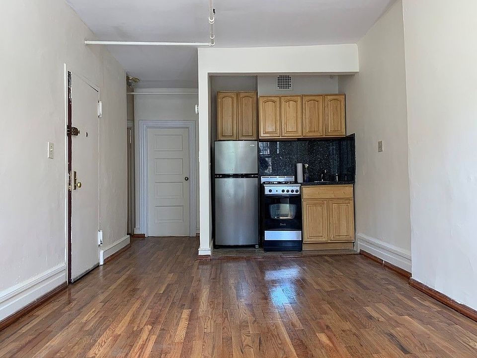 1st image of 10 Convent Ave #3A