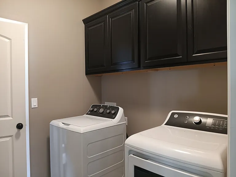 14908 Sunny Land Ave — Photo 25