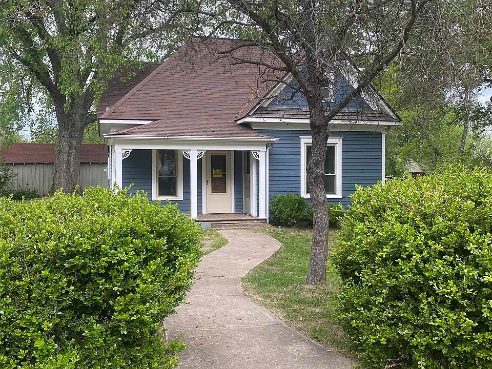 208 S Cleveland St, Lowry City, MO 64763 Zillow