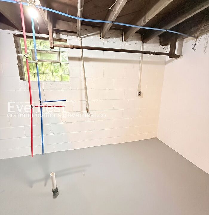 15093 Petoskey Ave, photo 21