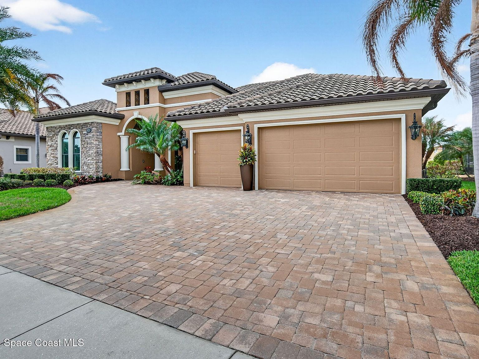 2941 Emeldi Ln