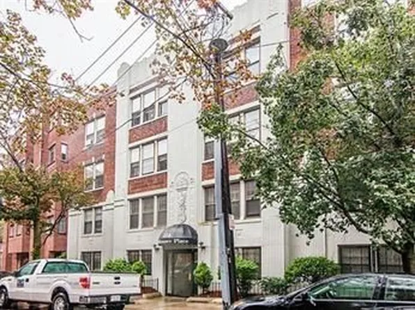 114 Strathmore Rd APT 203, Brighton, MA 02135