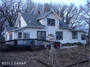 11385 Lowry Ave SE, Alexandria, MN 56308