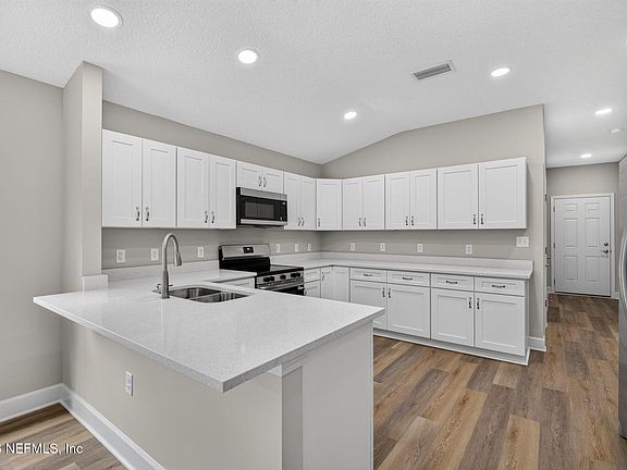 3rd image of 75084 PARRISH Road