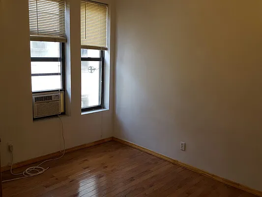 Rented by Virtual Real Estate | media 33