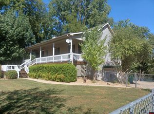 1274 Riverview Dr, Norfork, AR 72658