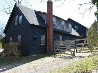 113 Sunken Meadow Rd, Northport, NY 11768