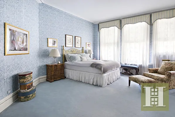 Sold by Halstead Real Estate | media 32