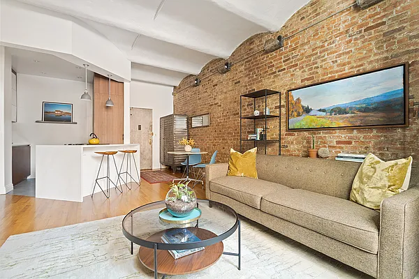 Sold by Compass | media 2