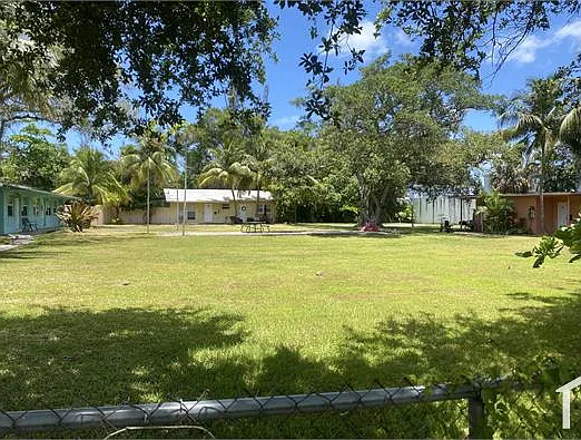 1822 N Dixie Hwy #5 — Photo 6