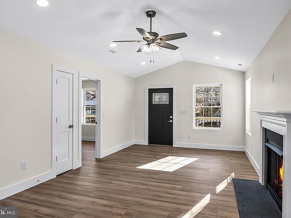 5th image of 154 Taunton Blvd