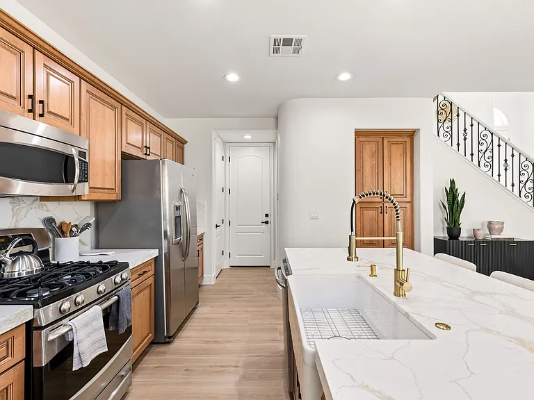11248 Corsica Mist Ave — Photo 10