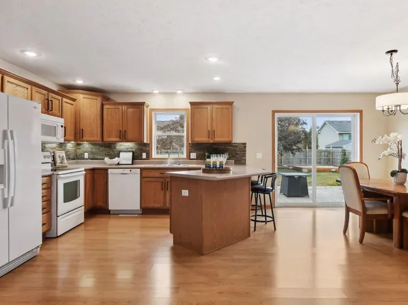 2103 Blake Ave, Lester Prairie, MN 55354