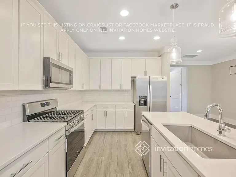 647 Vernon Ave #202 — Photo 10
