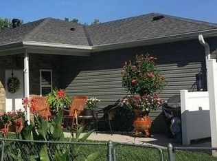 321 NW 19th St, Lincoln, NE 68528