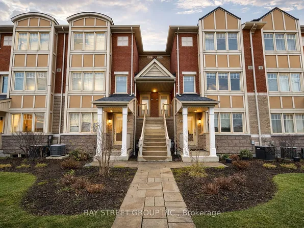 3975 Eglinton Ave W #13, Mississauga, ON L5M 0E7