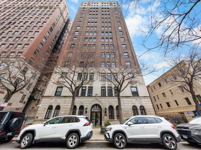 415 W Aldine Ave APT 2A, Chicago, IL, 60657