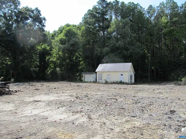 4635 James Madison Hwy, Fork Union, VA 23055