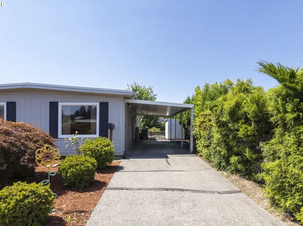 11387 SW Royal Villa Dr, Portland, OR 97224