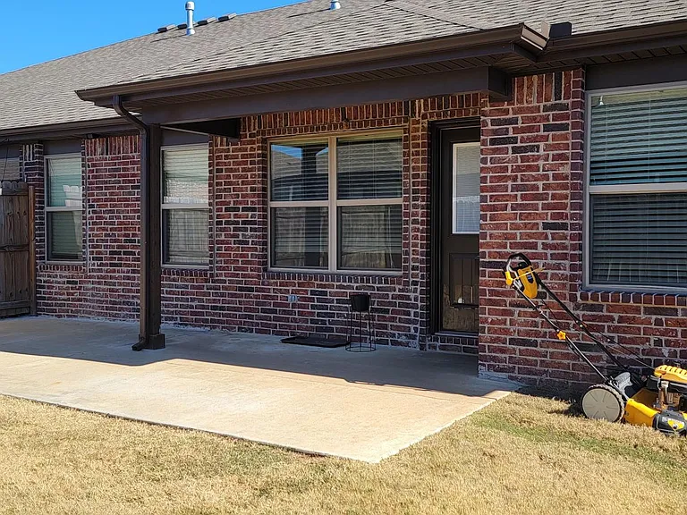 433 Red Robin St #433 — Photo 14