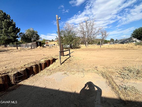 4th image of 8805 Elizabeth Lake Rd