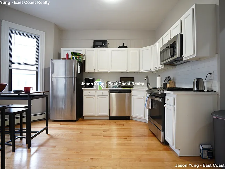 72 Gardner St #C3 — Photo 9