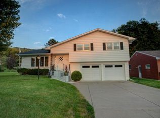 1315 31st St S, La Crosse, WI 54601