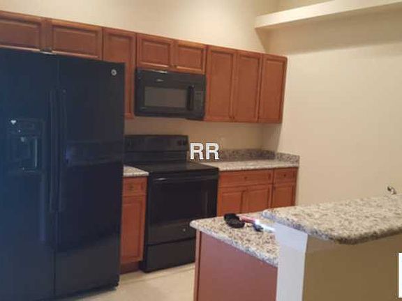 4th image of 113 SE 23rd Pl