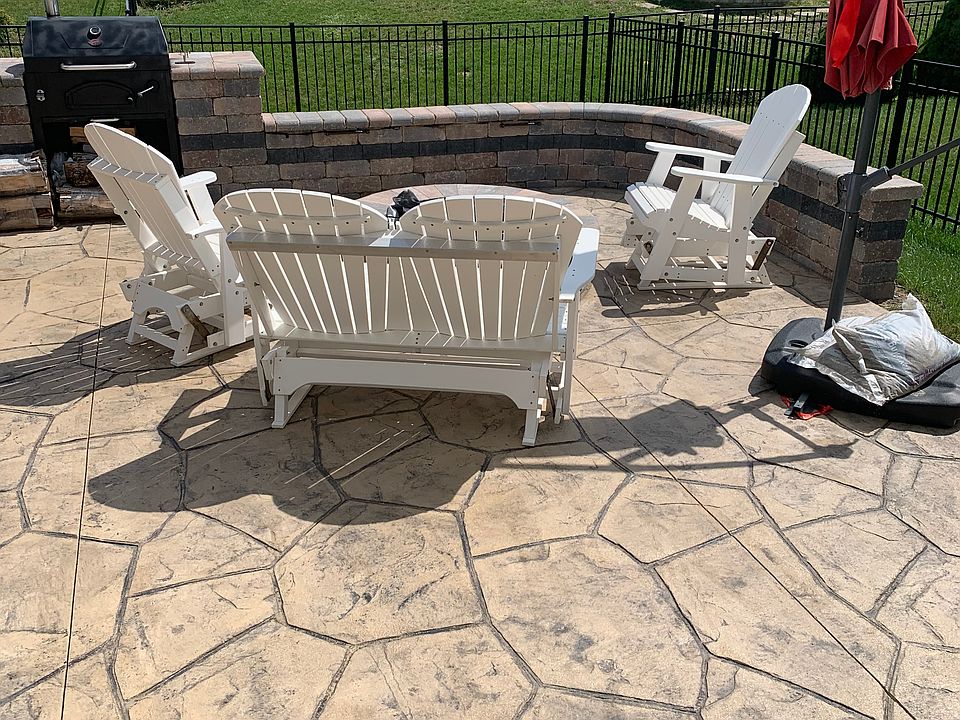 Backyard fire pit