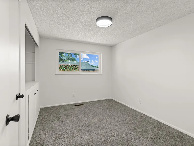 2513 Silver Sage Dr — Photo 11