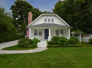 123 School St, Cotuit, MA 02635