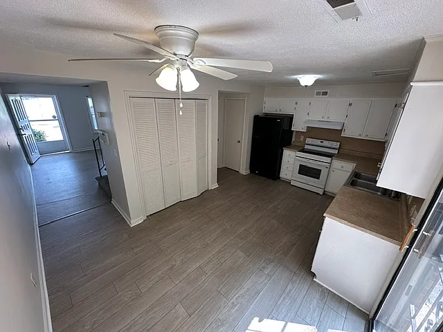 202 Seminole Trail - 1 — Photo 3