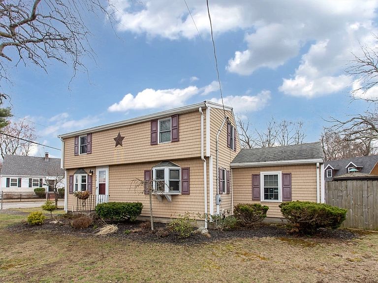 Listing photo 4