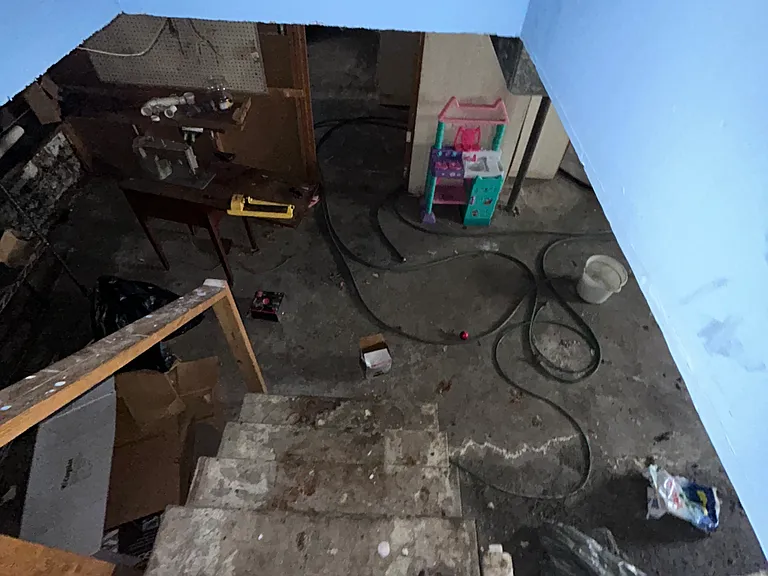2345 Iowa St — Photo 18