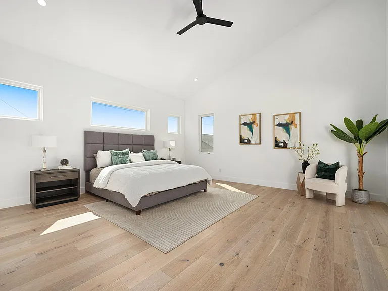 1119 Fairmount Ave — Photo 12